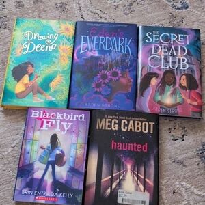 Colorful Book Collection Kids / Ya Books